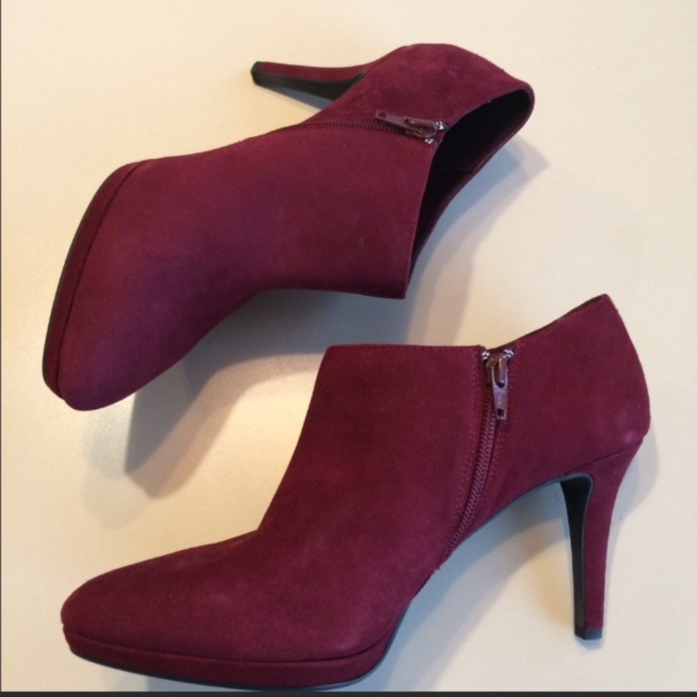 👠Alex Marie booties